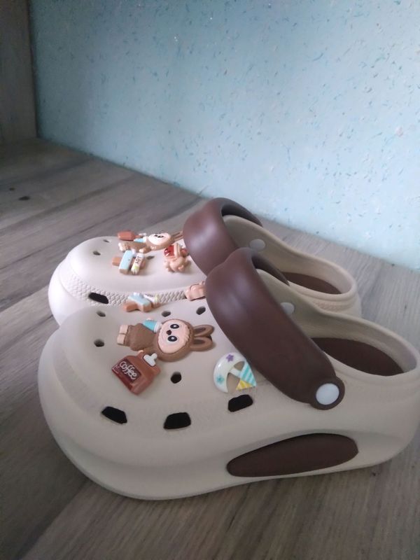 crocs: òzini narxidanam arzonga sotaman holti yang crocs: òzini narxidanam arzonga sotaman holti yang