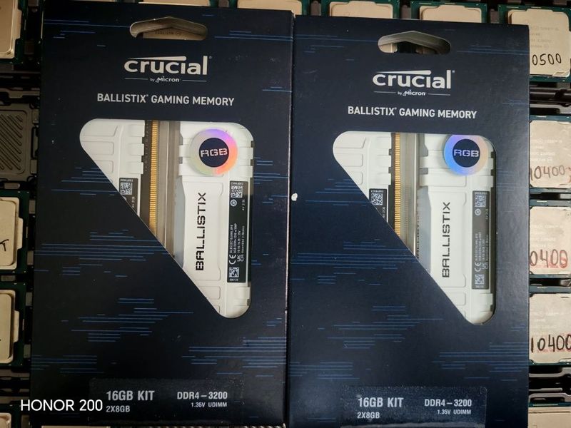 Crucial Ballistix DDR4 2x8gb 3200mhz RGB Crucial Ballistix DDR4 2x8gb 3200mhz RGB