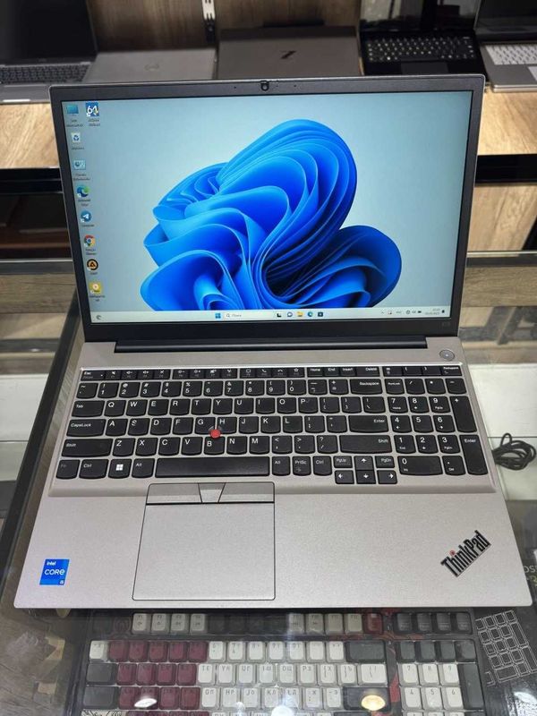 Lenovo ThinkPad E15 Gen 4 Core i5-1235U ram 8 ssd 256 Lenovo ThinkPad E15 Gen 4 Core i5-1235U ram 8 ssd 256