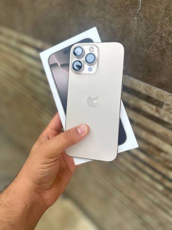 Iphone 16 pro max 256gb 100% Iphone 16 pro max 256gb 100%