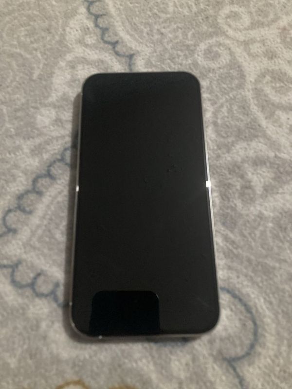 Iphone 13 pro max 256 gb (IDEAL) Iphone 13 pro max 256 gb (IDEAL)