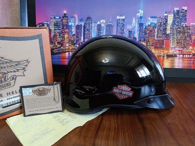Мото шлем от бренда HARLEY DAVIDSON Мото шлем от бренда HARLEY DAVIDSON