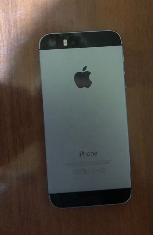Iphone 5s idealniy hamma joyi ishlaydi Iphone 5s idealniy hamma joyi ishlaydi