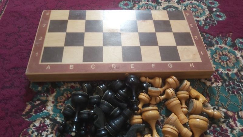 Союз таза жагдайда шахмат сатылады