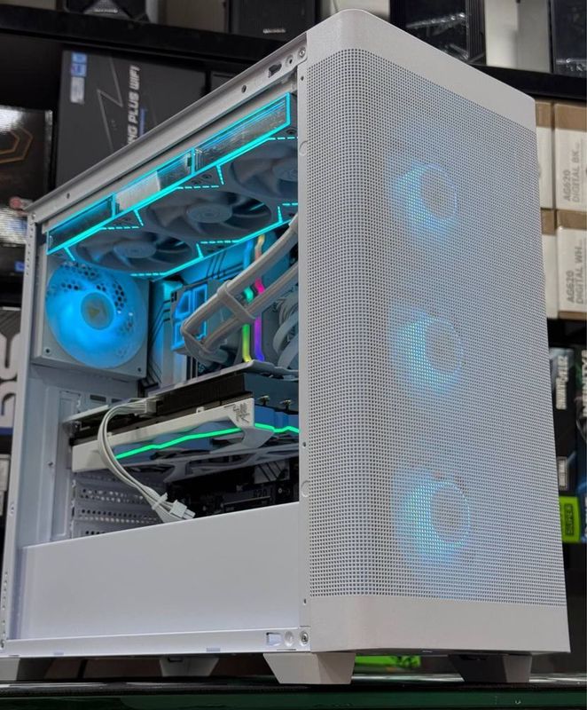 Core i5 14600kf + Rtx 4070 12gb Core i5 14600kf + Rtx 4070 12gb