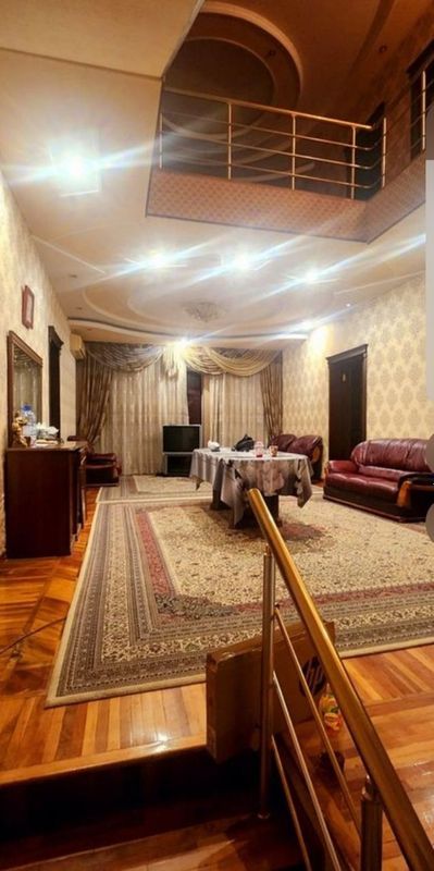 3 х этажное здание под Детсад на Мирзо-улугбеке