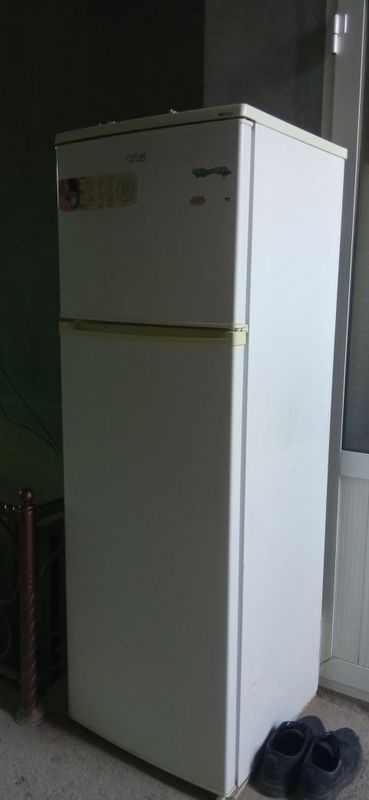 Продается холодильник Artel 245L Продается холодильник Artel 245L