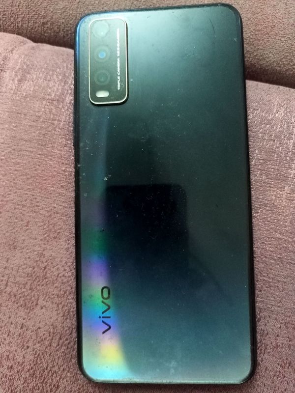 VIVO Y20 Телефон