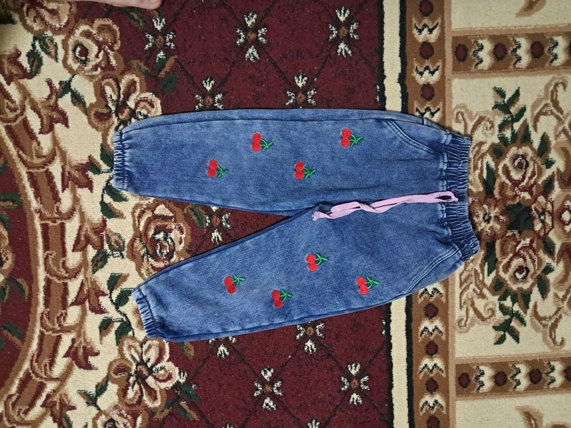 shim 4- 5 yosh qizaloqlar uchun kuzgi baxorgi shim 4- 5 yosh qizaloqlar uchun kuzgi baxorgi