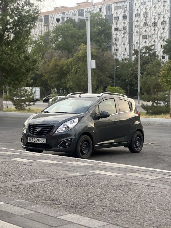 Spark Avtomat sotiladi Spark Avtomat sotiladi