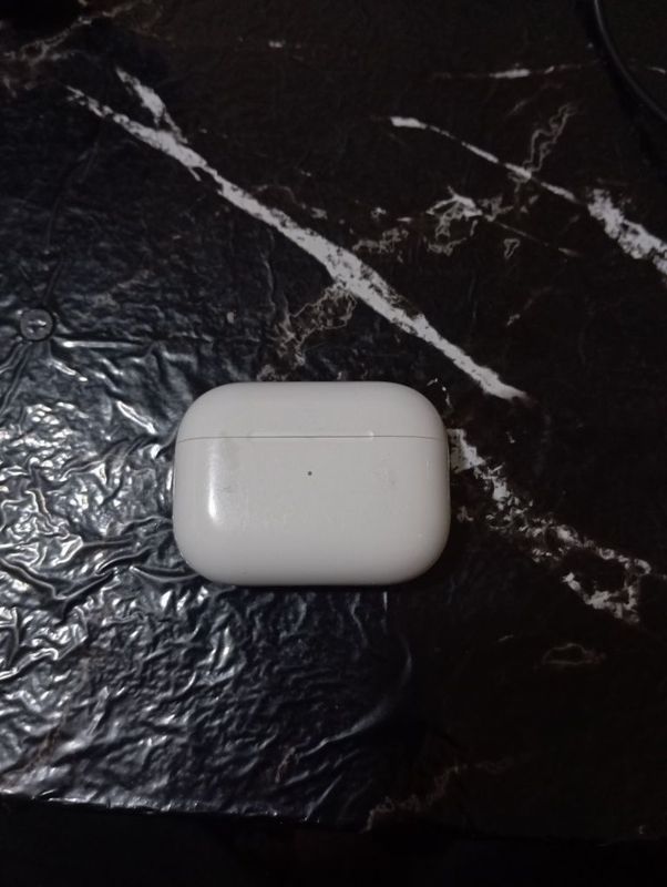Airpods pro sotiladi наушники