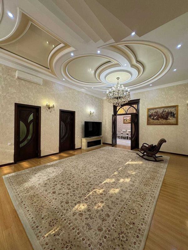 За отелем Grand Mir ул.Таффакур 9-комн 2-этажа 10-сот 650 м² бассейн За отелем Grand Mir ул.Таффакур 9-комн 2-этажа 10-сот 650 м² бассейн