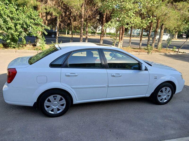 Lacetti 1.8 avtomat Lacetti 1.8 avtomat