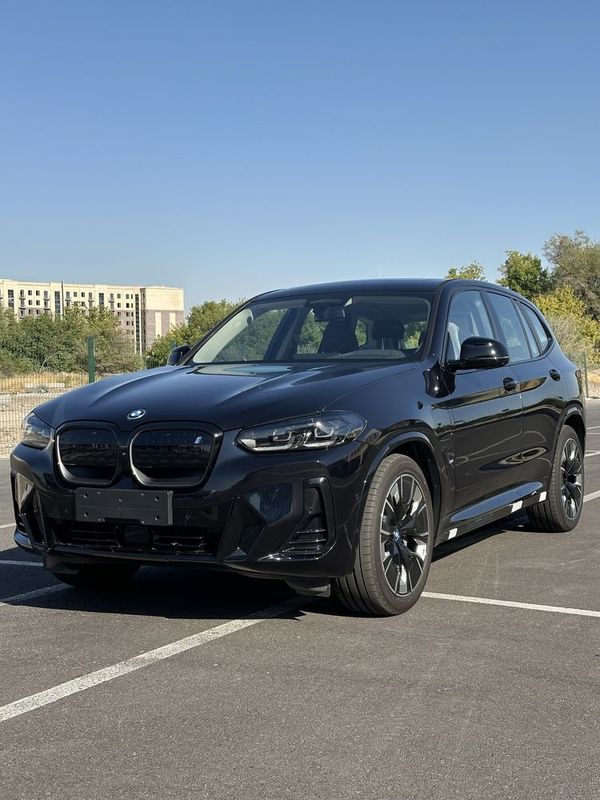 BMW ix3 Electro 460km 2025yili BMW ix3 Electro 460km 2025yili