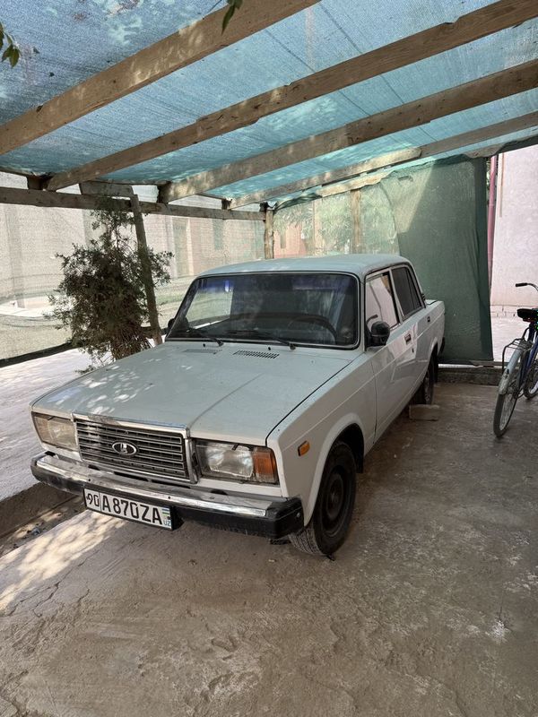 Lada 2107 yili 2000 karbirator.holati zor Lada 2107 yili 2000 karbirator.holati zor