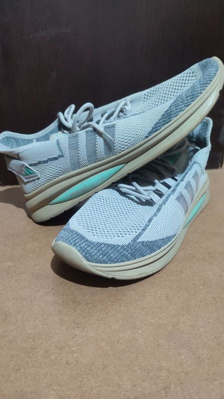 Продаются кросовки ADIDAS
