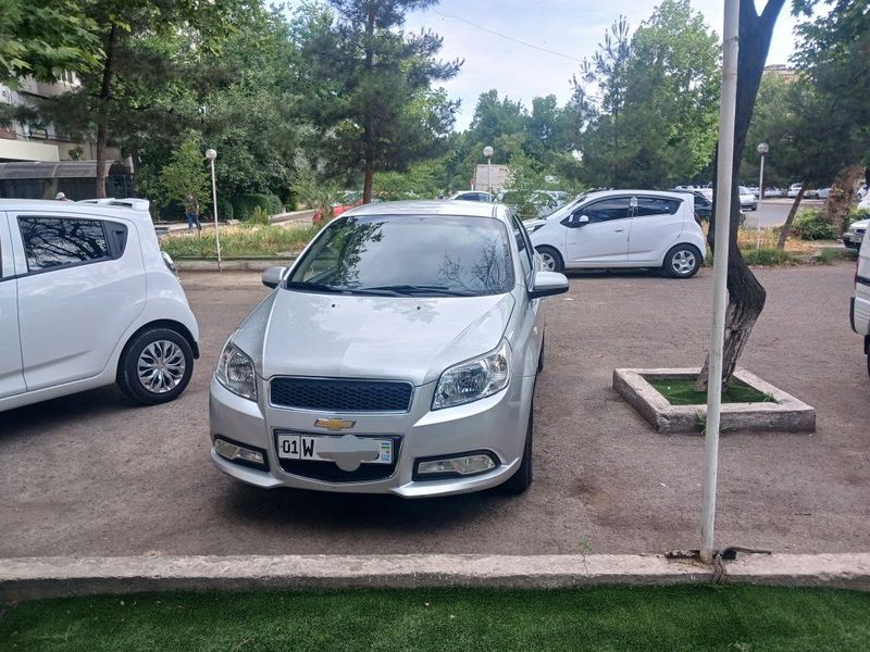 Nexia 3 lt. Metan. Nexia 3 lt. Metan.