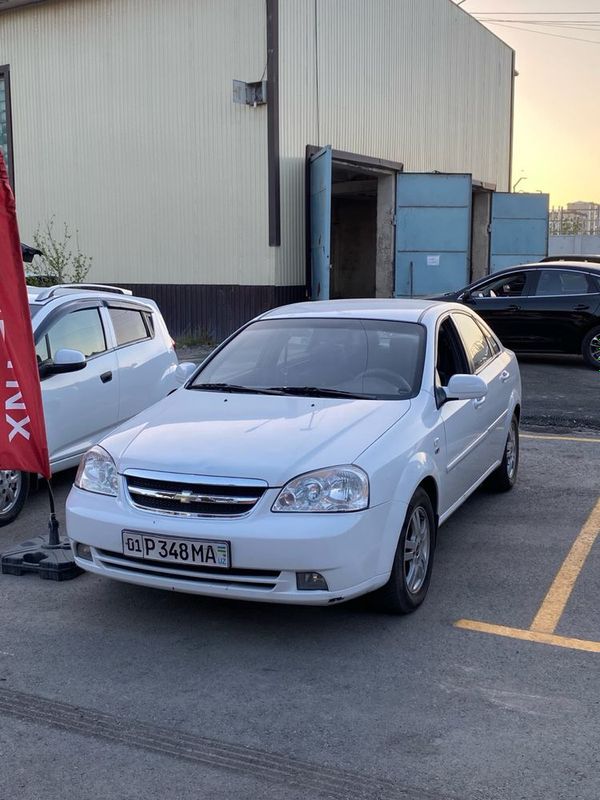 Lacetti 1.8 2012 Lacetti 1.8 2012