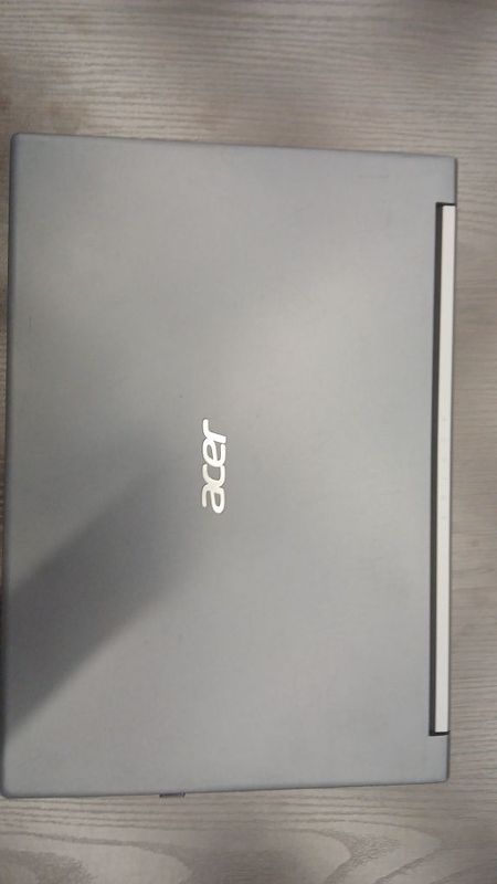 Acer core(TM) i5 10300H A715-75G Acer core(TM) i5 10300H A715-75G