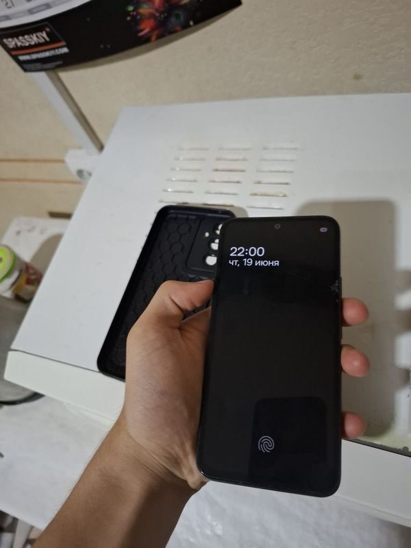 Samsung A54 5G sotiladi Samsung A54 5G sotiladi