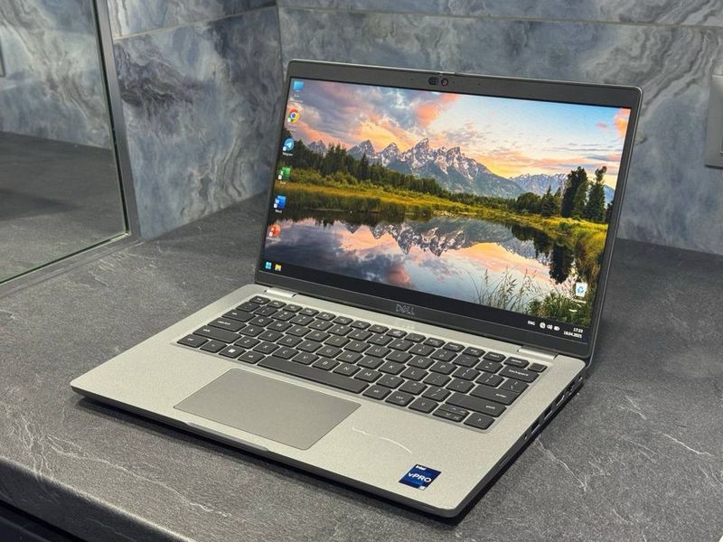 Dell Latitude 5430 i5-1245U / 16 / 128 SSD M2 / Intel Iris Видеокарта Dell Latitude 5430 i5-1245U / 16 / 128 SSD M2 / Intel Iris Видеокарта