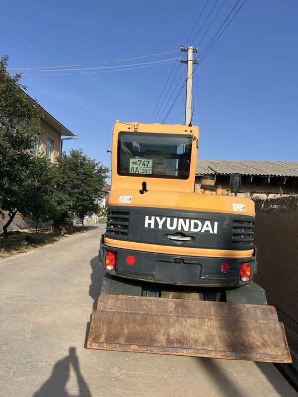 Traktor sotiladi Traktor sotiladi