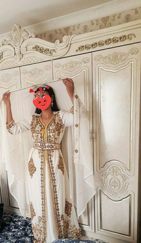 ayollar libosi