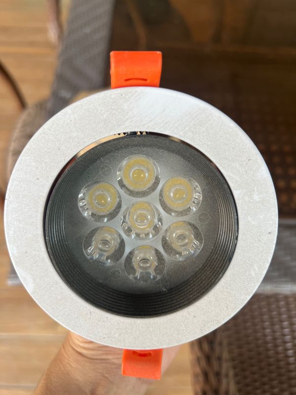 LED лампы 100 штук LED лампы 100 штук