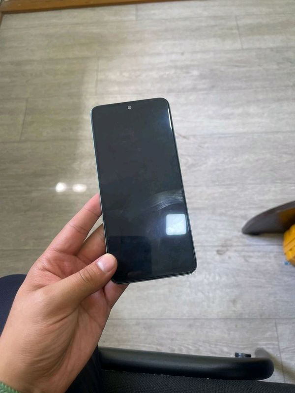 Telefon sotiladi