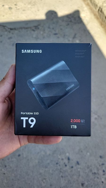 Samsung T9 1TB SSD srochni sotiladi arzon narxi Samsung T9 1TB SSD srochni sotiladi arzon narxi