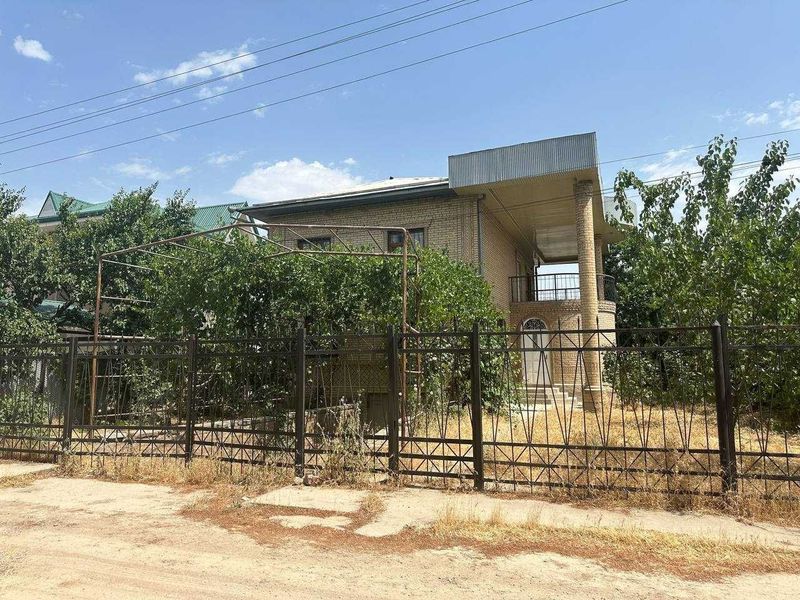 СРОЧНО Продается дача в Яшнабадском районе СРОЧНО Продается дача в Яшнабадском районе