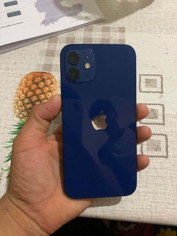 iphone 12 280$ sotiladi iphone 12 280$ sotiladi