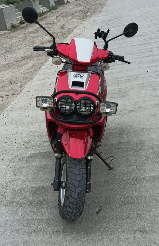 Sukuter 50 kublik holati zur