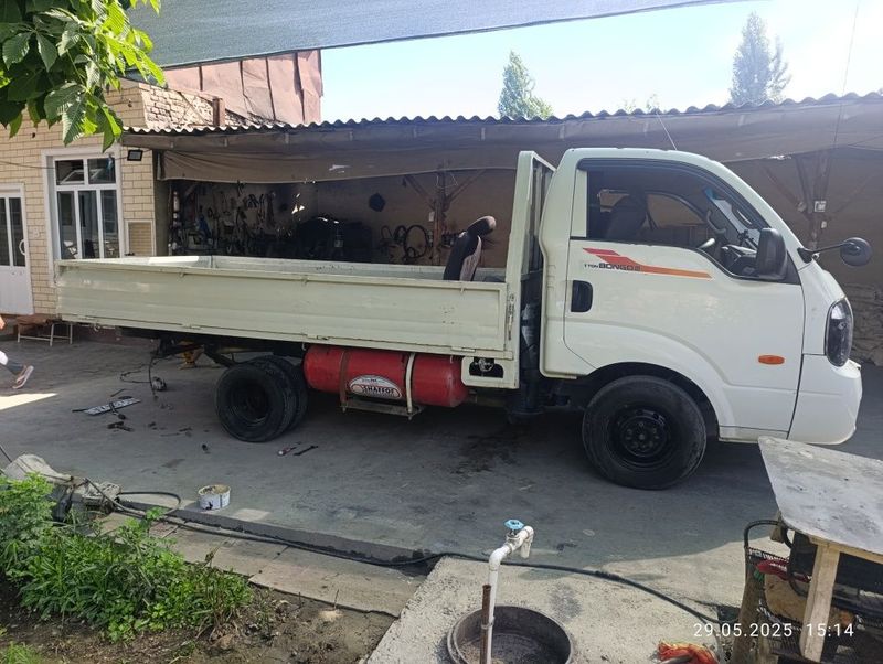 Kia bort sotiladi Kia bort sotiladi