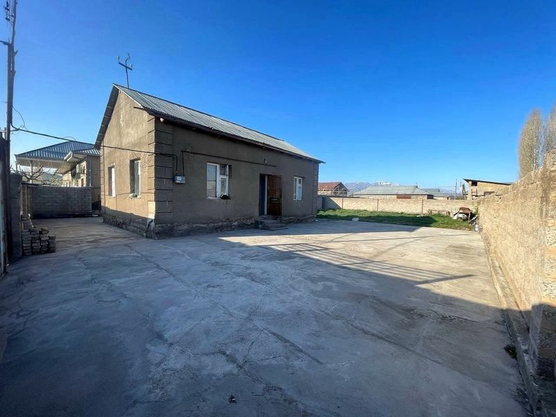 Товоксойда участка сотилади.Ери 6.36 сотик Товоксойда участка сотилади.Ери 6.36 сотик