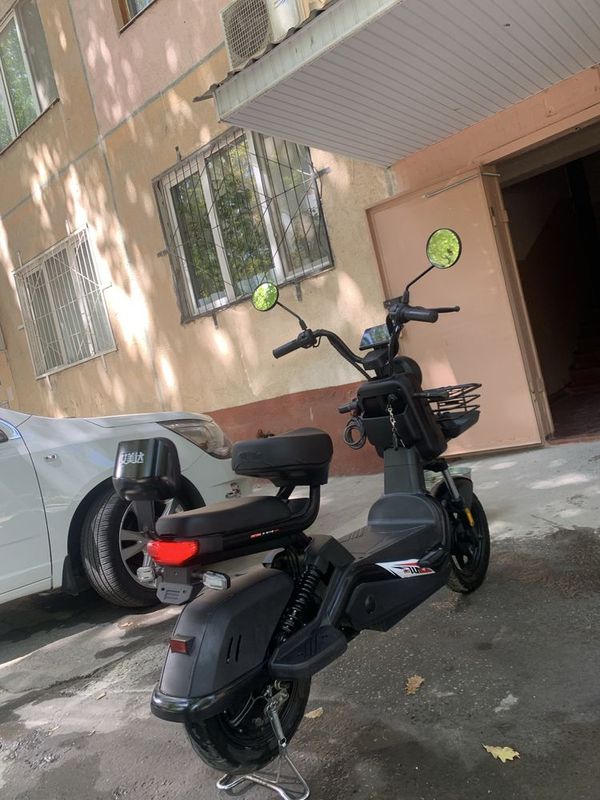 Minishga tayor elektro skuter! Minishga tayor elektro skuter!