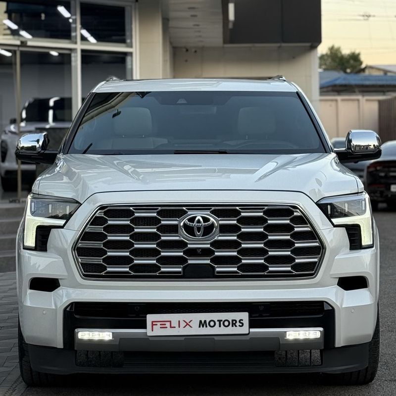 Toyota Sequoia iForce Max Capstone
