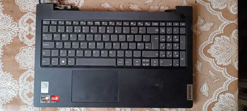 Lenovo V15 G4 AMD Без дисплея