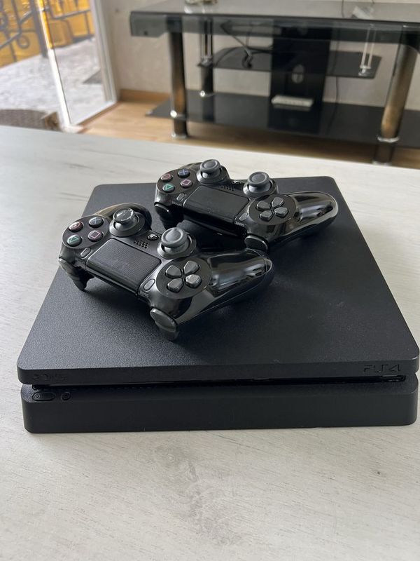 Playstation 4 Slim 1TB Sotiladi Xolati Ideal Playstation 4 Slim 1TB Sotiladi Xolati Ideal