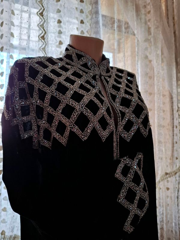 vecherniy ko'ylak abaya vecherniy ko'ylak abaya