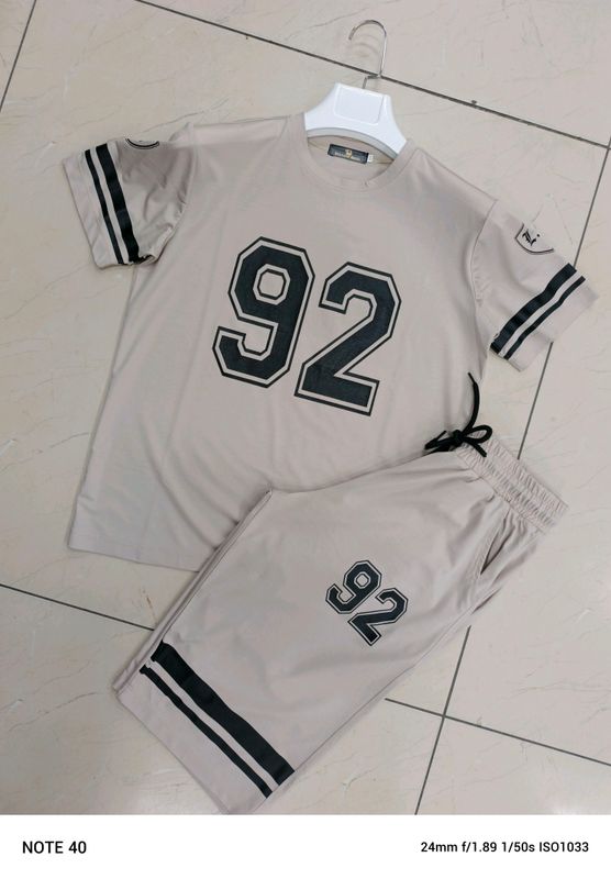futbolka shortik futbolka shortik