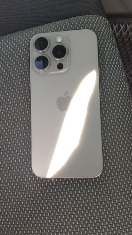 IPhone 15 pro 128 IPhone 15 pro 128