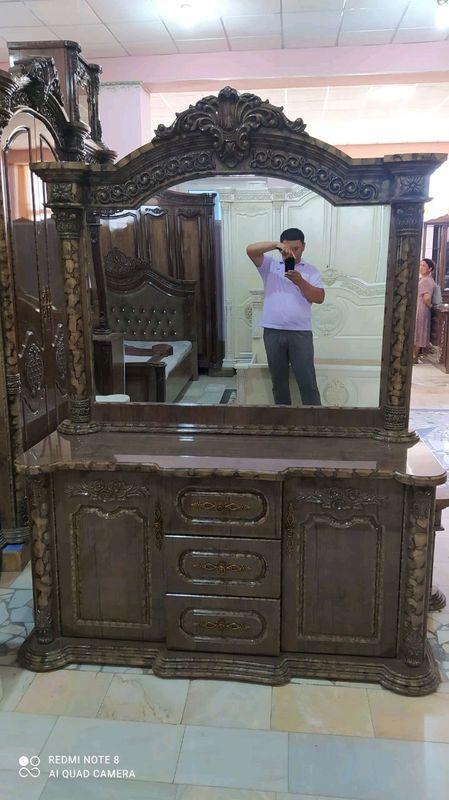 mebel holati yangi