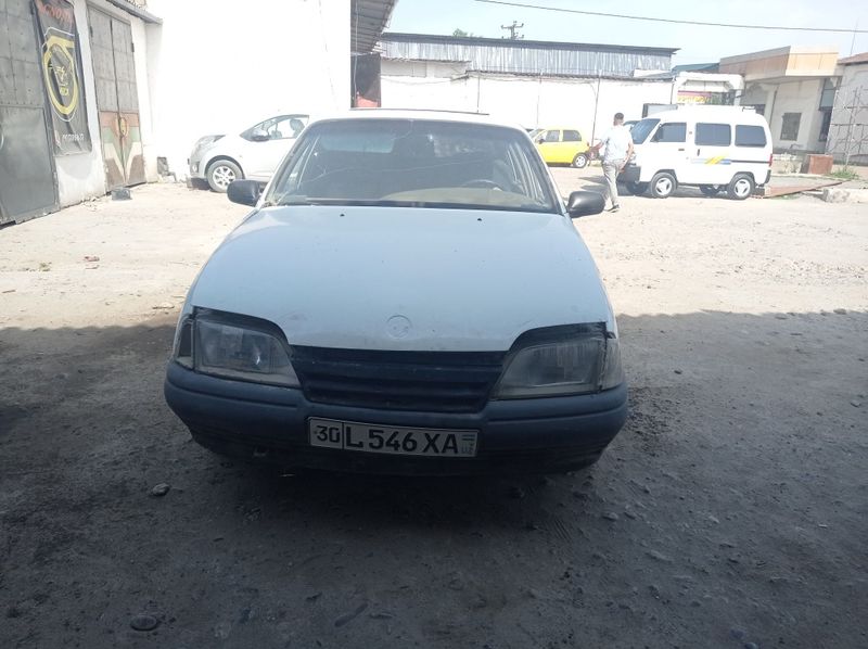 Opel omega mashina Opel omega mashina