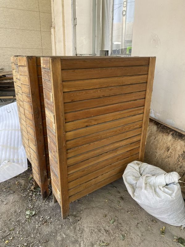 Продаю срочно паддон для цветов в кафе