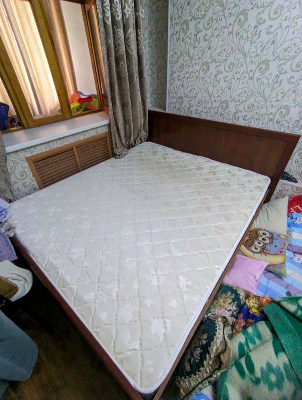Продается спальный гарнитур Продается спальный гарнитур