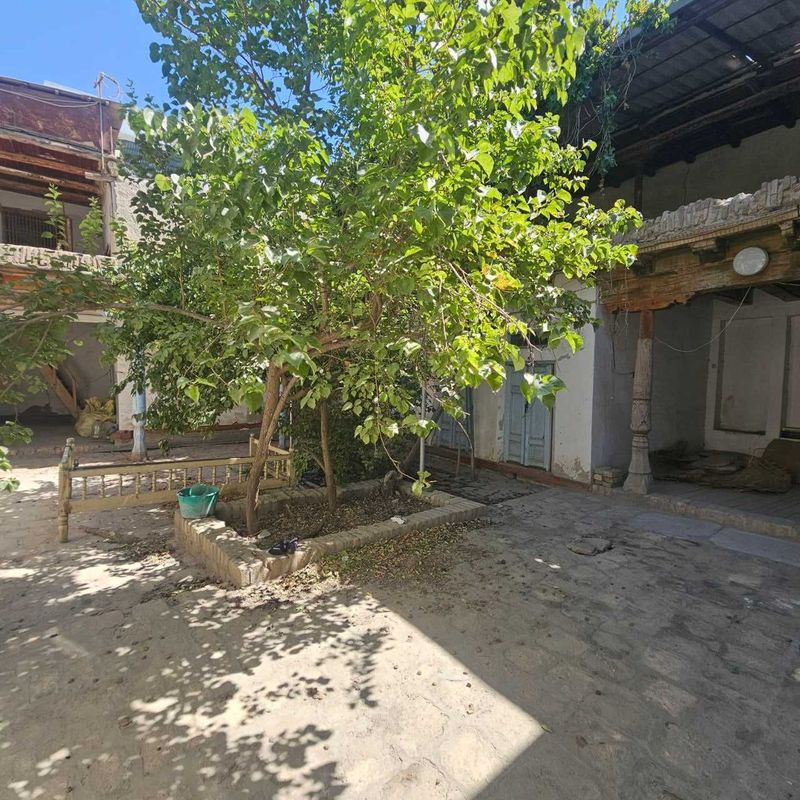 Продаётся участок 2,8 соток Ор-р Мароканд Глазная больница