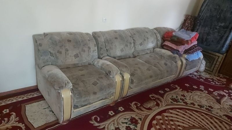 Divan kreslo sotiladi ishlatilgan