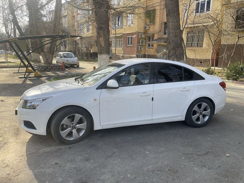 Продается chevrolet cruze