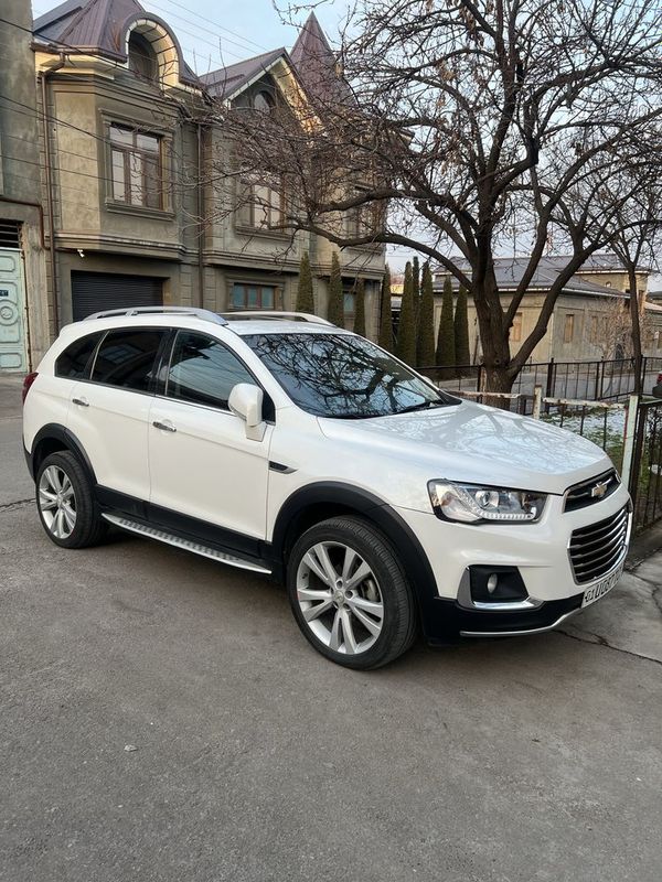 Chevrolet Captiva 3/4 2015